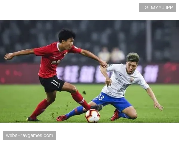 科隆主帅克瓦斯尼奥克变阵3-4-3，求主场首胜