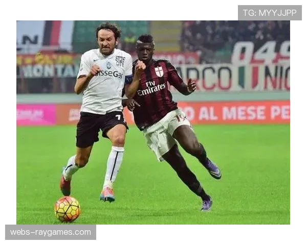 法甲俱乐部联合发起“社区足球公园”计划,首站在塞内加尔达喀尔落成 法甲俱乐部联合发起“社区足球公园”计划,首站在塞内加尔达喀尔落成